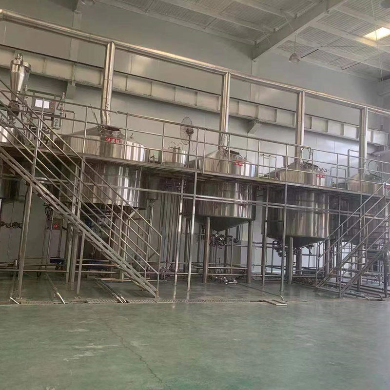 北碚精酿啤酒设备厂—平面布置、设备设计、制造、调试、培训等一条龙服务_COPY
